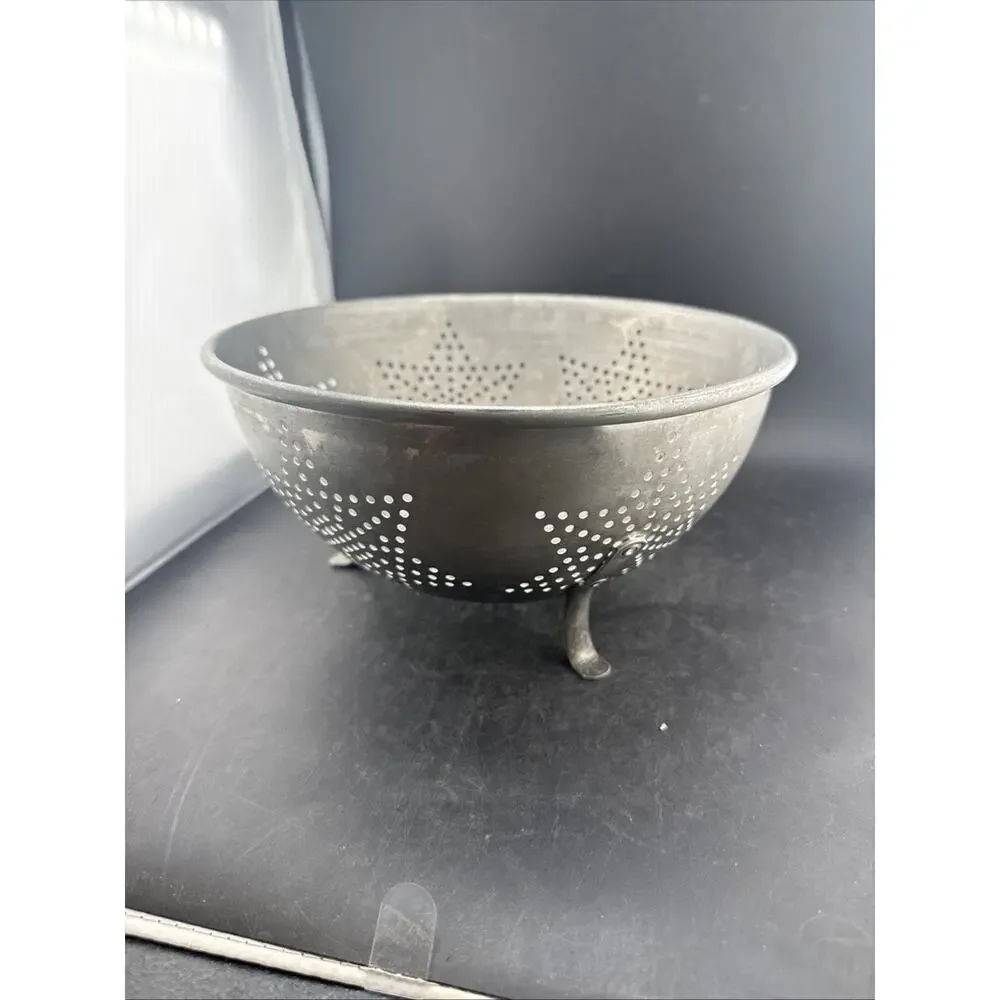 Vintage MCM Colander Star Pattern Strainer Aluminum Footed Mid Century 9